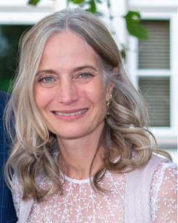 Dr. Med. Annette Mangard profile